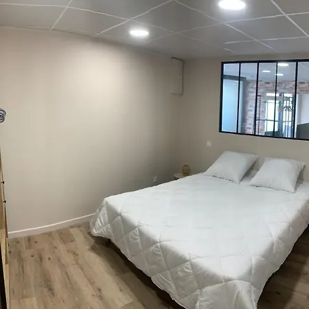 Bel F2, Jardin Privatif Et Calme *